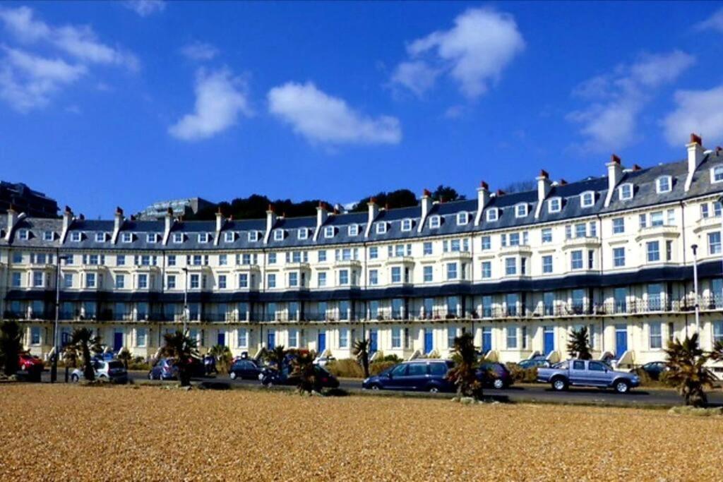 Beautifully Appointed, Period Seaside Apartment Folkestone Exterior photo