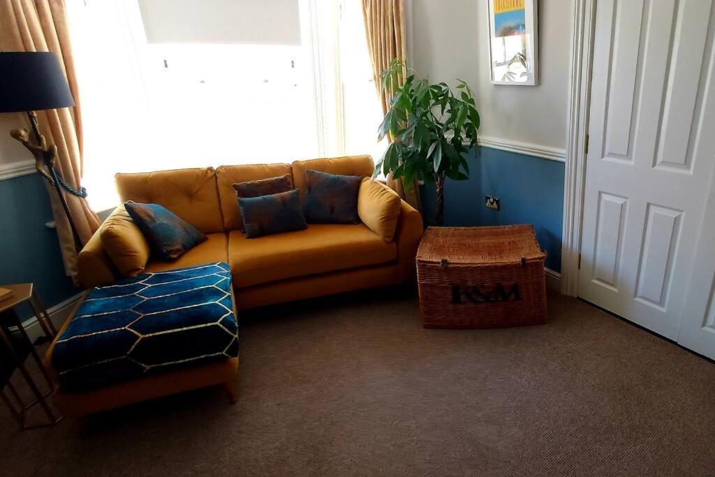 Beautifully Appointed, Period Seaside Apartment Folkestone Exterior photo