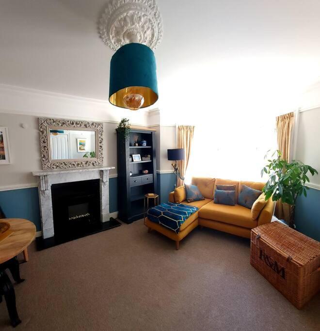 Beautifully Appointed, Period Seaside Apartment Folkestone Exterior photo